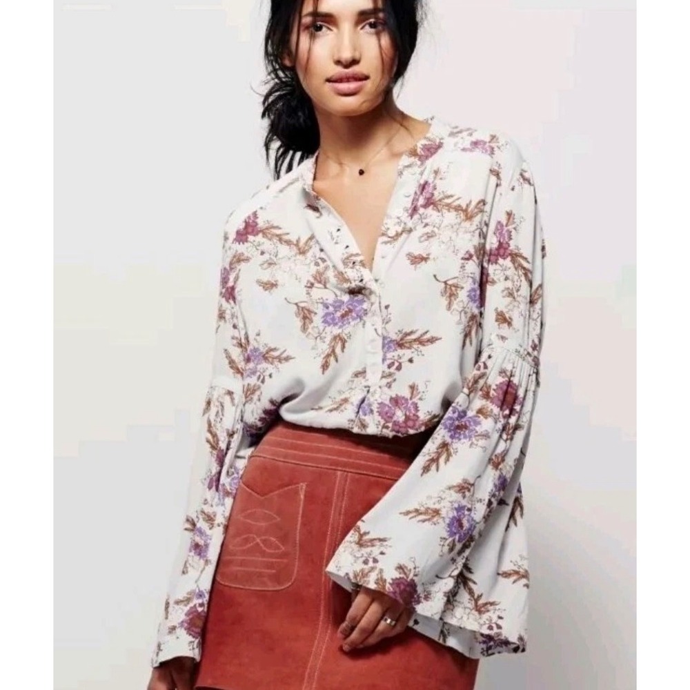 Free People Floral Henley Blouse Womens‎ XS Cream Purple Boho Bell Sleeve Top